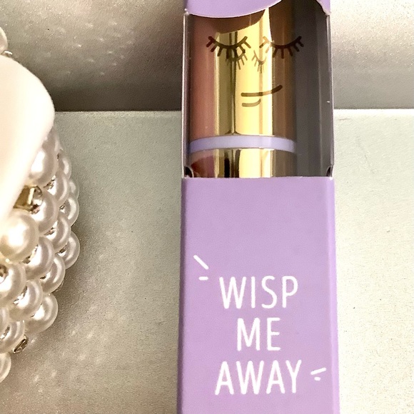 5/$15💜NEW The Creme Shop Wisp Me Away Mascara💜 - Picture 4 of 4